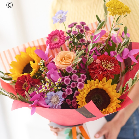 Lily Free Vibrant Sunset Trending Bouquet